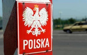В Польше работодатель оставил украинку после инсульта на автобусной остановке